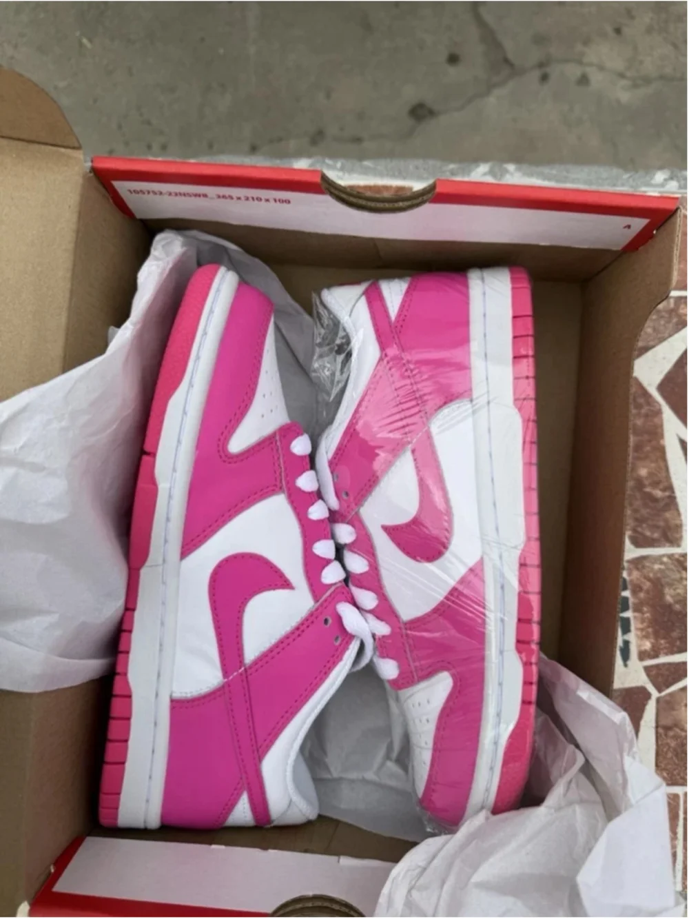 Nike Dunk Low- Laser Fuchsia FB9109102